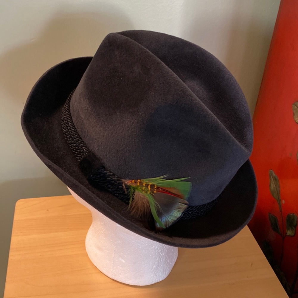 Cavanagh dark gray velvet like fedora hat New York